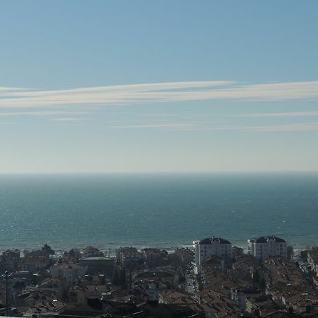 Апарт отель Haznedar Koeskue Бююкчекмедже Экстерьер фото